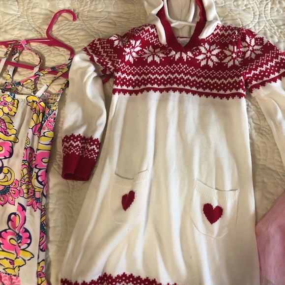 Children place dress beautiful - Picture 4 of 8